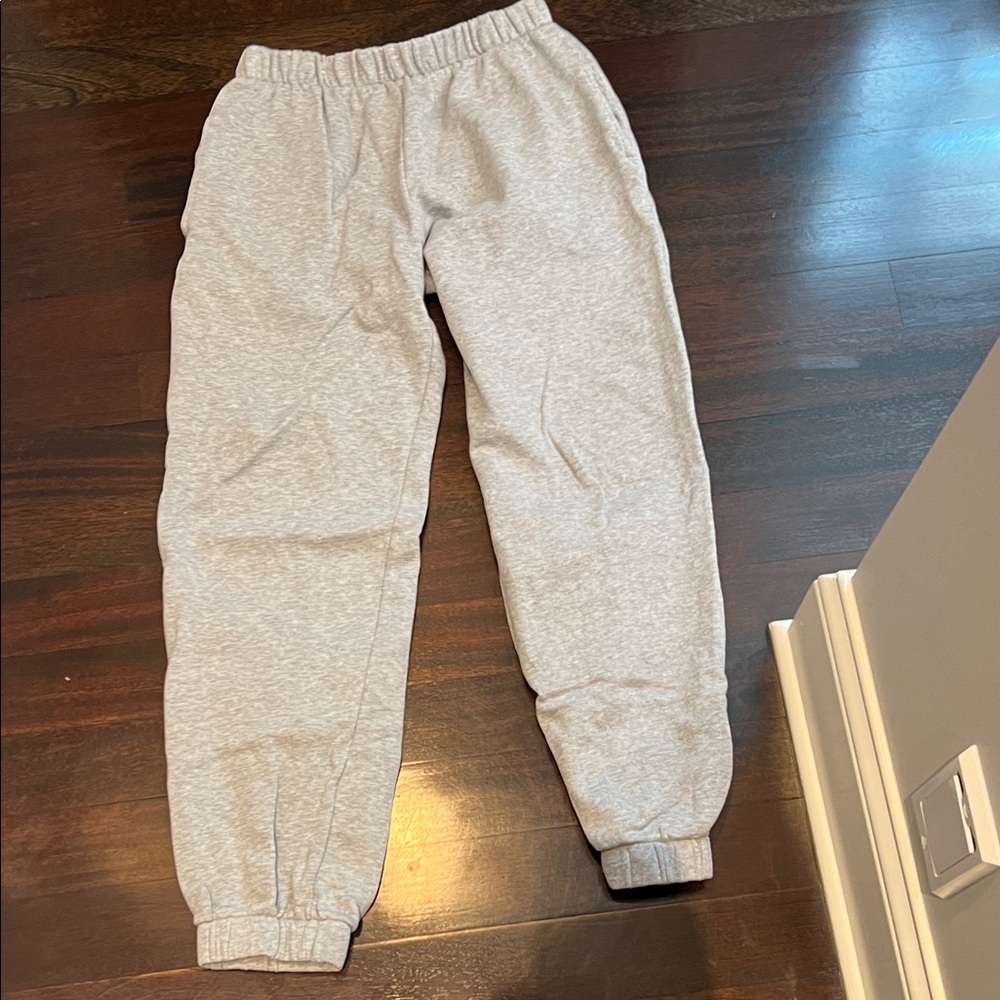 Brandy Melville grey sweatpants